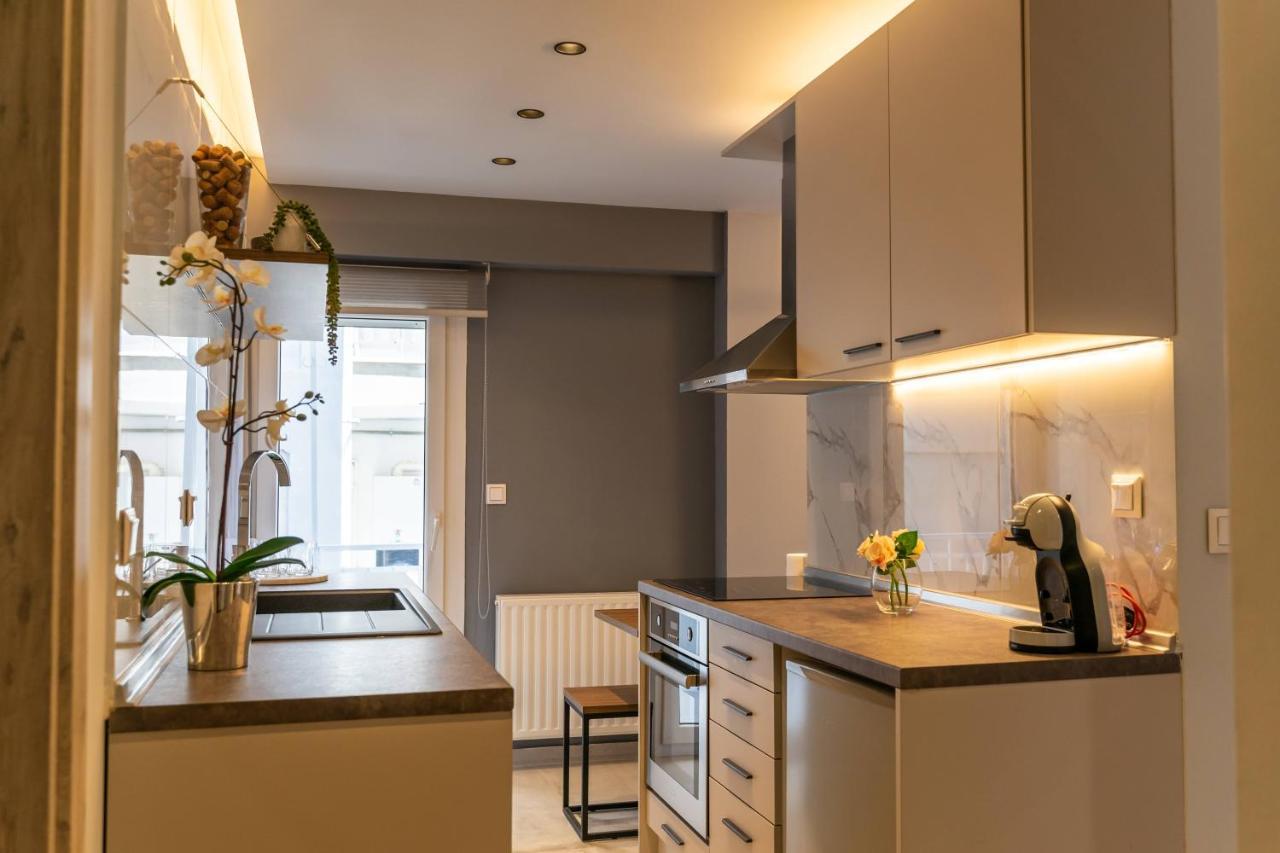 Cozy Modern Apartment Inside The City Center Salonic Exterior foto